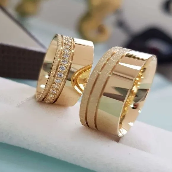 Alianças de Ouro 18k 8mm 8grs Casamento + Anel Solitário - feito à mão por TM JOIAS