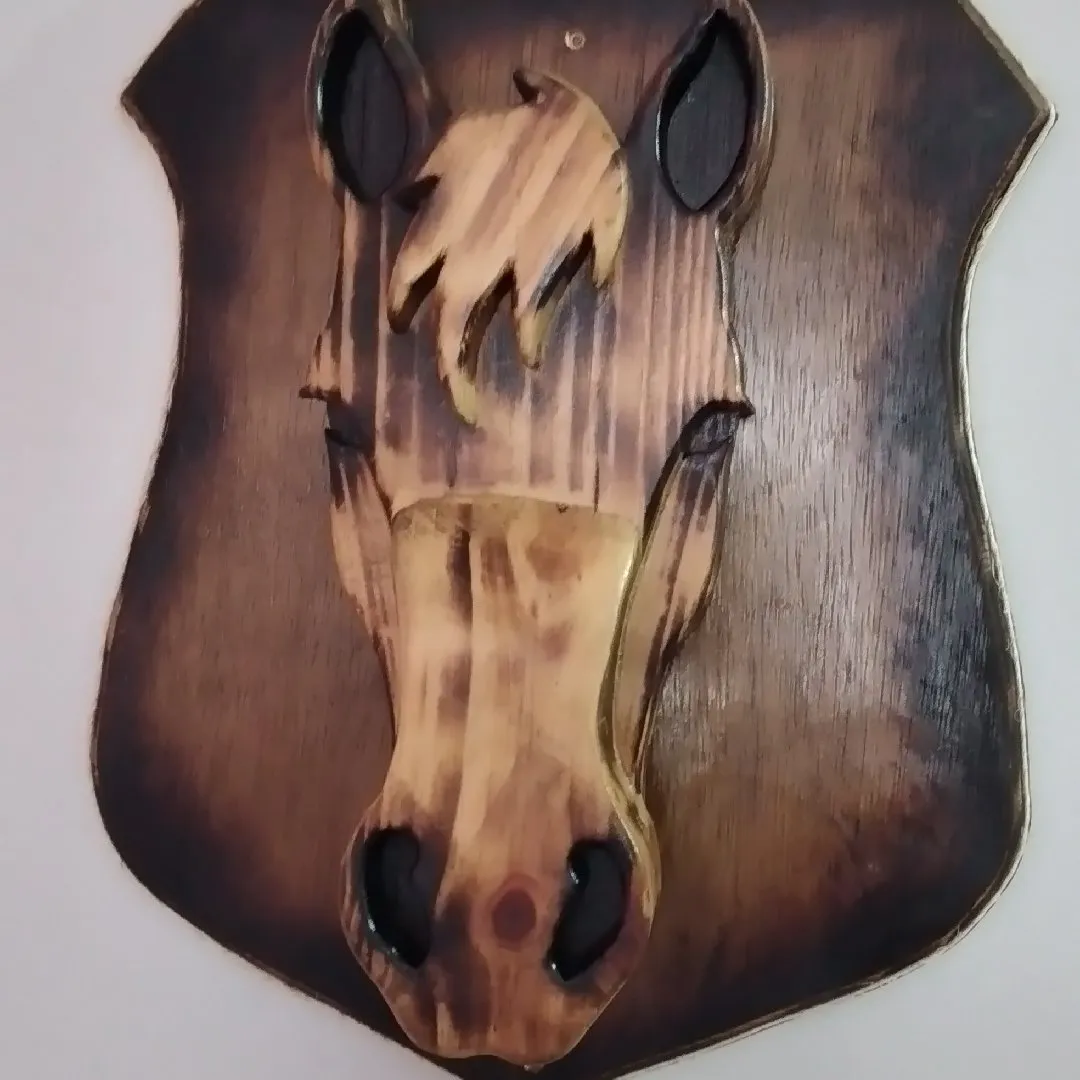 Cabeça de cavalo 3D decoracao chacara madeira casa haras churrasqueira churrascaria gourmet rustico - artesanato feito à mão por dimasartpaletes