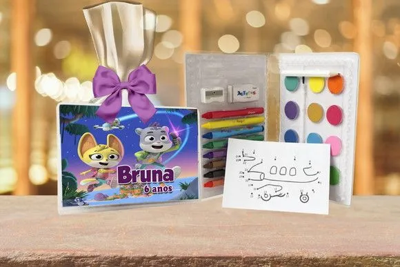 Estojo de Pintura Misterios Animais Personalizado - feito à mão por Artmanha Lembrancinhas