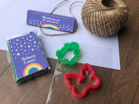 Massinha Modelar Arco Iris Personalizada - feito à mão por Mi Papelaria Criativa