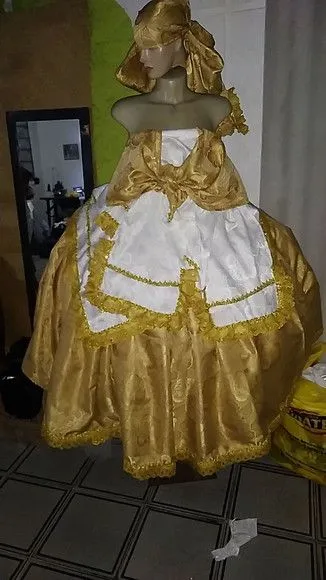 Roupa Oxum - artesanato feito à mão por Ateliê Ofatemi