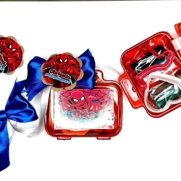 Mini Maleta com Massinhas Homem Aranha Personalizada - feito à mão por Mi Papelaria Criativa