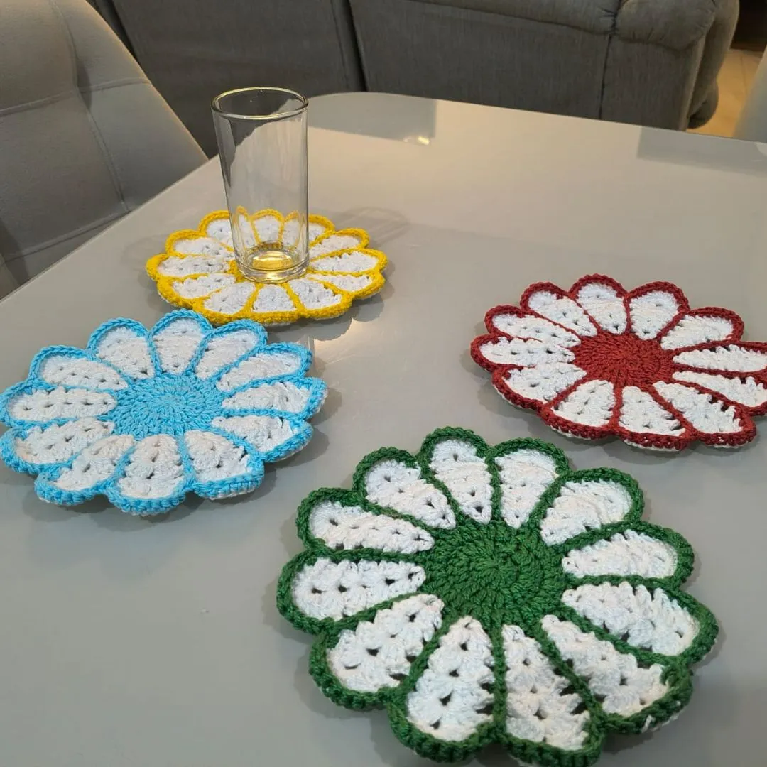 Porta copo flor 20x20 kit com 4unidades - foto 2