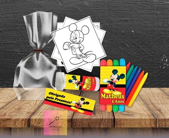 Kit Massinha + Giz + Bolha Mickey Personalizado - feito à mão por Artmanha Lembrancinhas