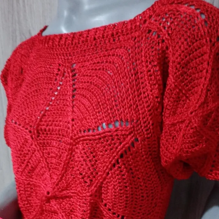 blusa em crochê perfeito - artesanato feito à mão por Joceli Cristina