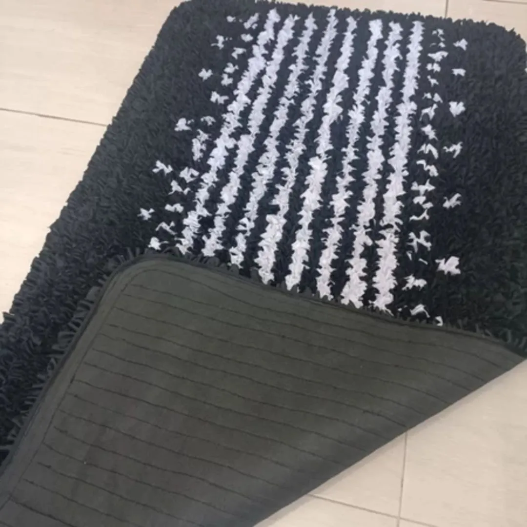 Tapete Passadeira Preto e Branco - foto 4