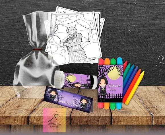 Kit Massinha + Giz + Bolha Wandinha Personalizado - artesanato feito à mão por Artmanha Lembrancinhas