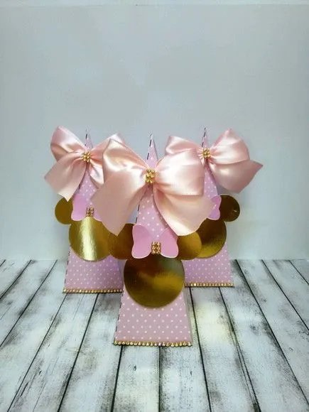 Caixa Cone Minnie Rosa - artesanato de Fina Essência Papelaria Personalizada