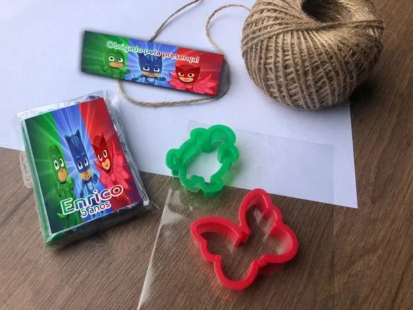Massinha Modelar Personalizada - feito à mão por Mi Papelaria Criativa