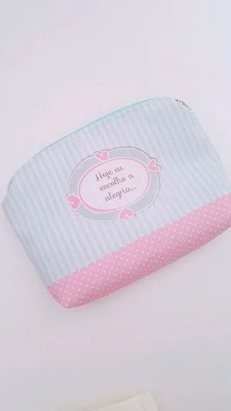 Necessaire personalizada - artesanato feito à mão por Innovare Studio
