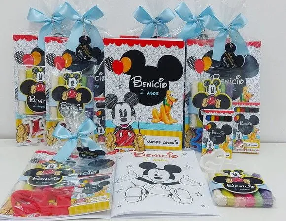 Revista Colorir Mickey Personalizada - feito à mão por Mi Papelaria Criativa