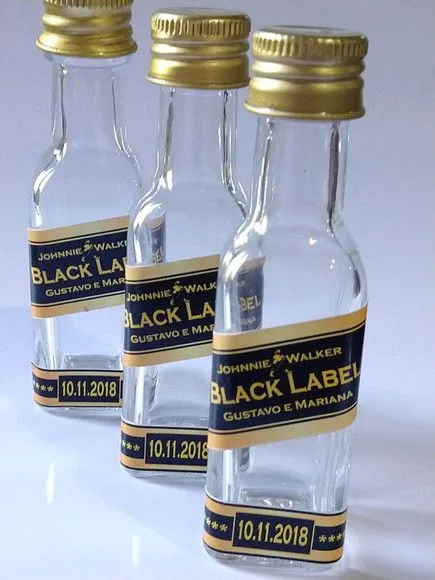 Garrafinha Black Label Personalizada - artesanato feito à mão por Mi Papelaria Criativa