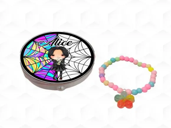 Latinha com Pulseira Wandinha Personalizada - artesanato feito à mão por creativitybynina
