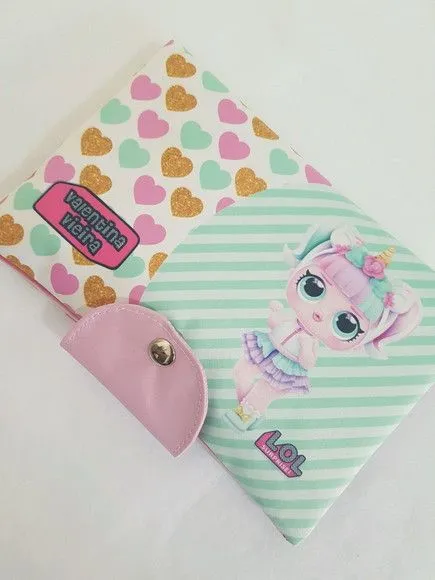 Necessaire para kit higiene com toalha - artesanato feito à mão por Innovare Studio