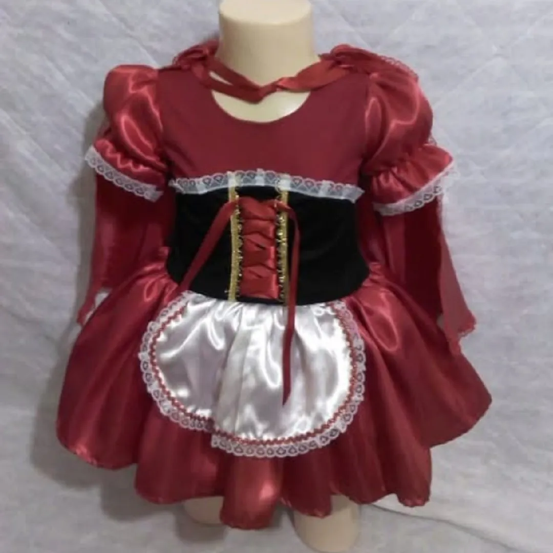 Fantasia Chapeuzinho Vermelho.