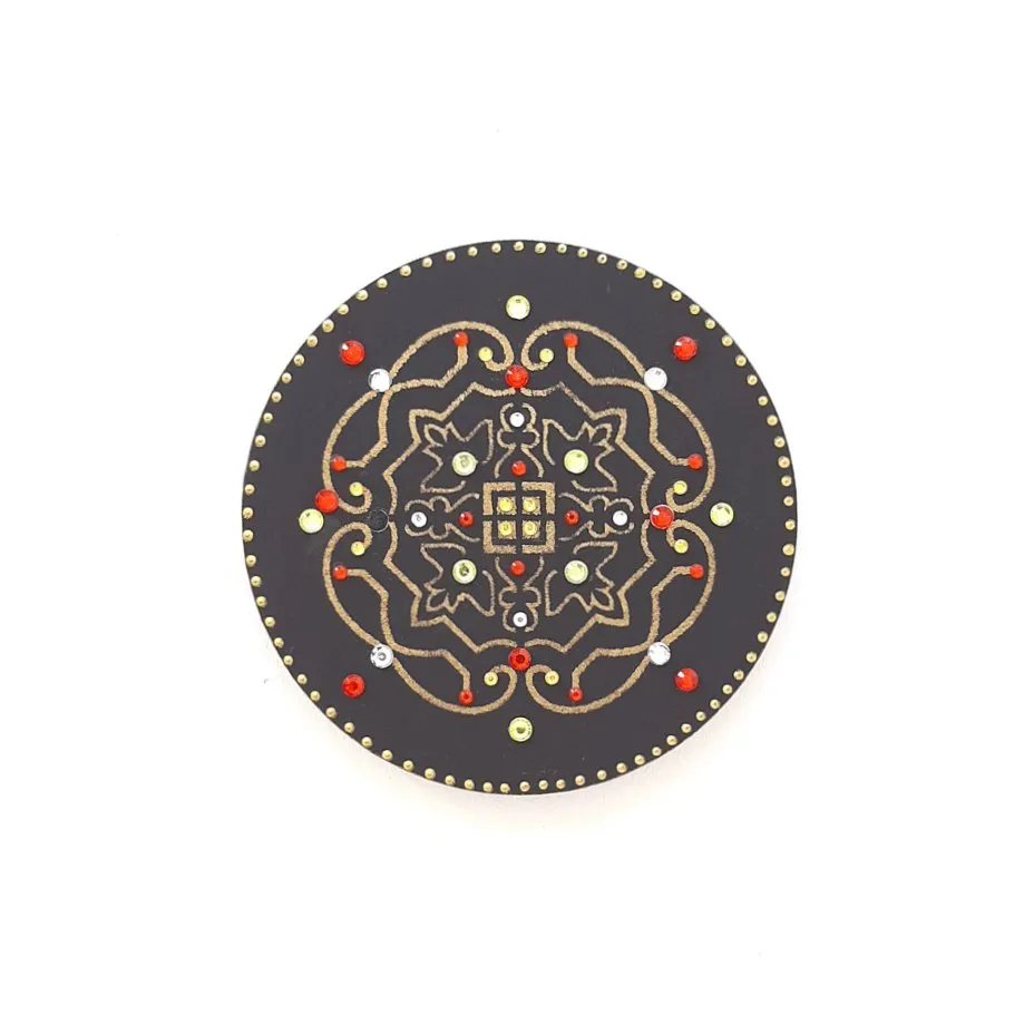 Mandala Indiana Preta - artesanato de Estudio Bananeira