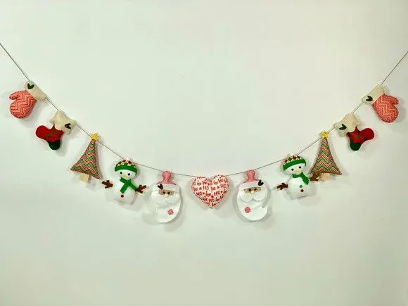 Varal com Enfeites de Natal em Feltro 1,50m - artesanato feito à mão por edeatelier