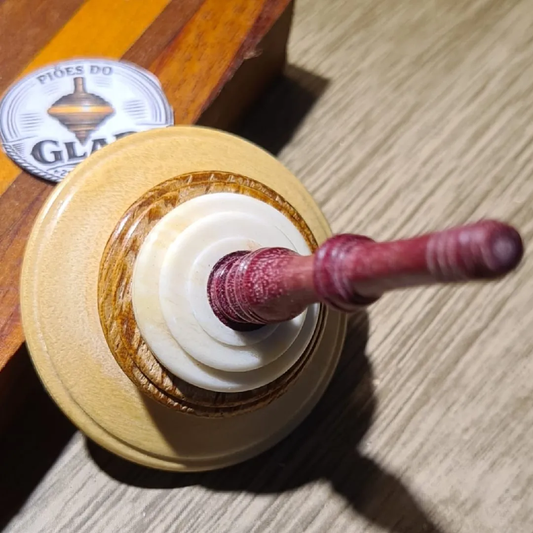 Piões de dedo - foto 2