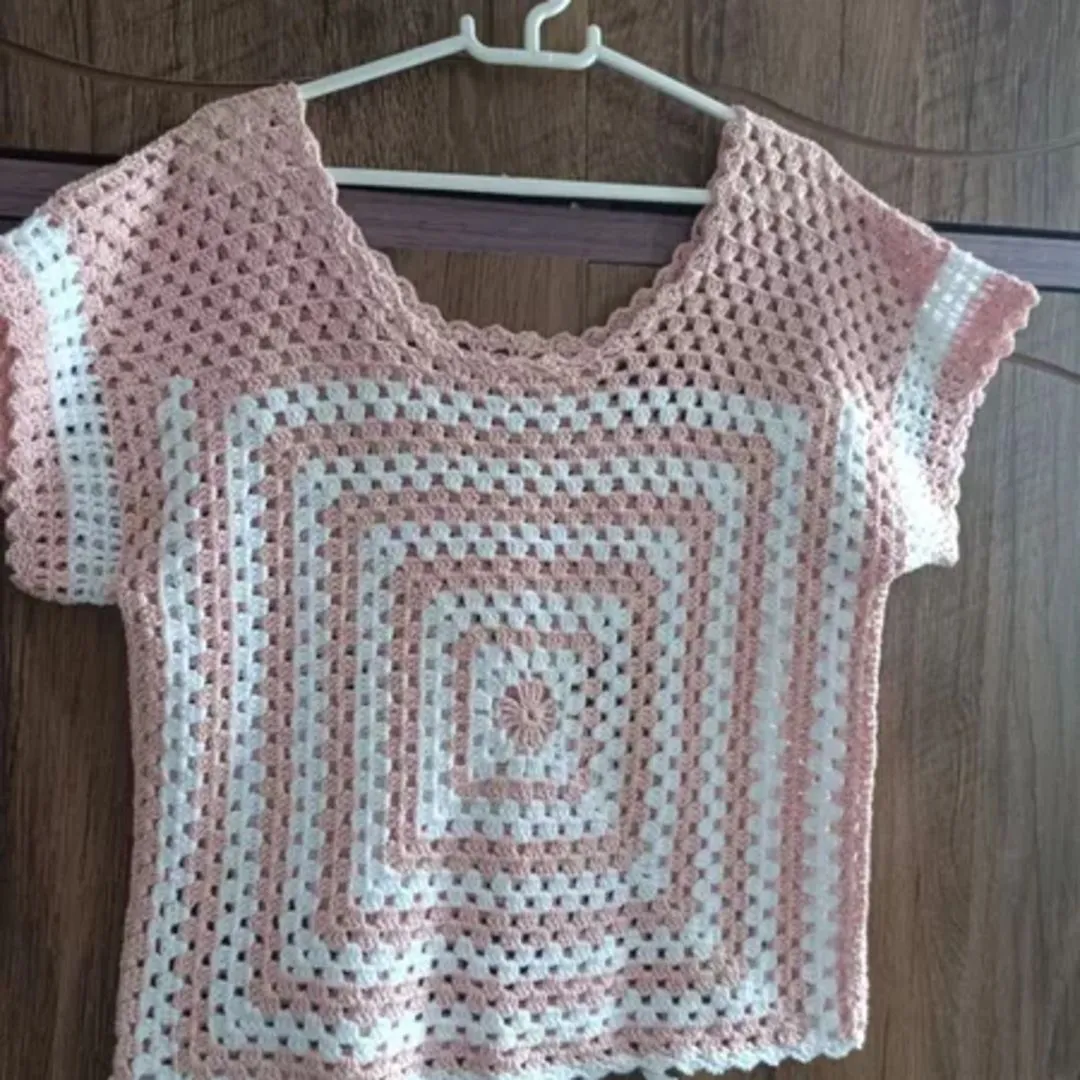 Blusa Gran Squares em Crochê - foto 4