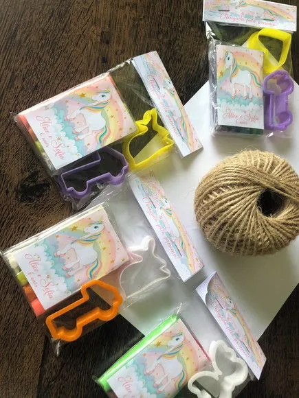 Massinha Modelar Unicórnio Personalizada - artesanato feito à mão por creativitybynina