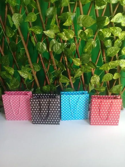 Sacolinha Estampada Póa -mini 02- 12x11x4 cm - artesanato feito à mão por Criativos Artes  e Festas