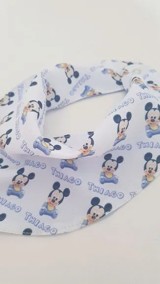 Babador bandana Mickey - artesanato feito à mão por Innovare Studio