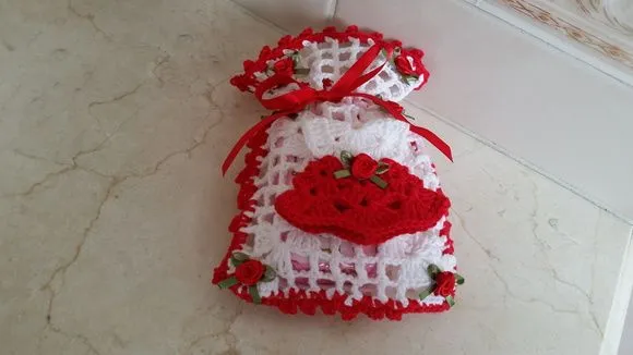 Sachê Vestidinho Vermelho