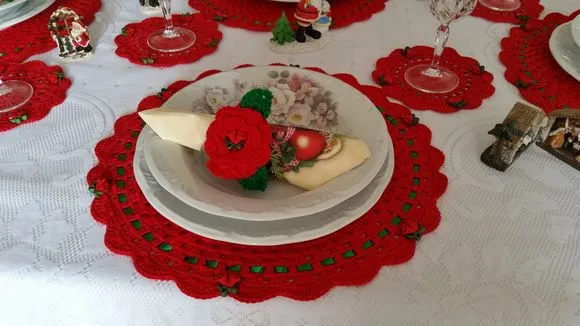Conjunto Sousplat Natal em Crochê 18 Pçs 06 Lugares - foto 3