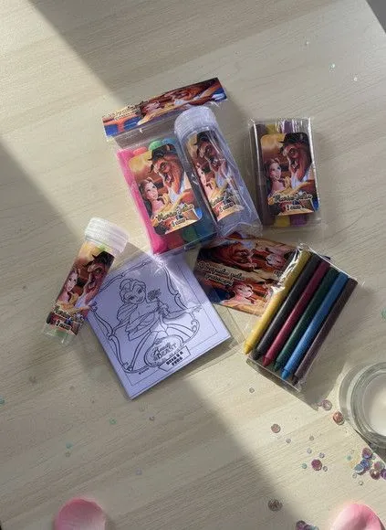 Kit Massinha + Giz + Bolha - Bela e a Fera Personalizado - feito à mão por Mi Papelaria Criativa
