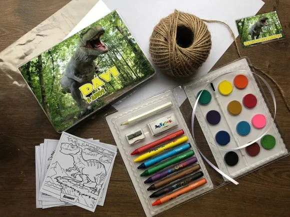 Estojo de Pintura Dinossauro Personalizado - artesanato feito à mão por creativitybynina