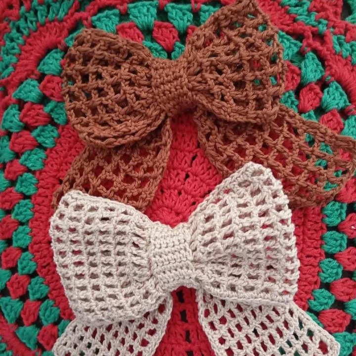 laços de cabelo em crochê - artesanato feito à mão por lujenni artes