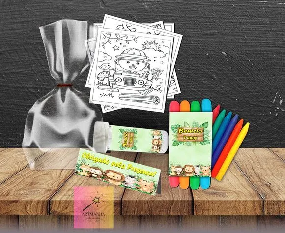 Kit Massinha + Giz + Bolha Safari Personalizado - feito à mão por Artmanha Lembrancinhas