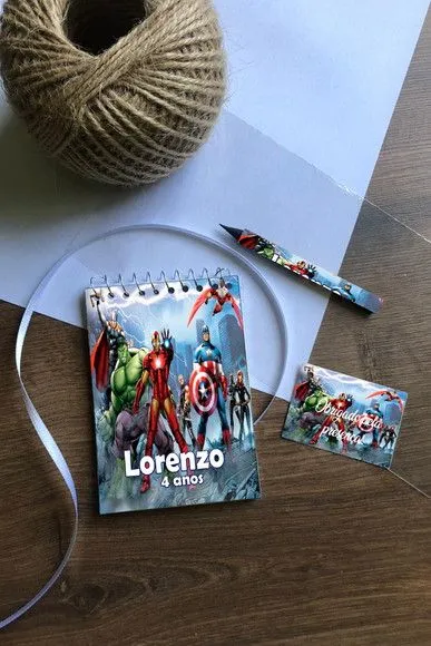 Bloquinho Vingadores Personalizado - artesanato feito à mão por Mi Papelaria Criativa