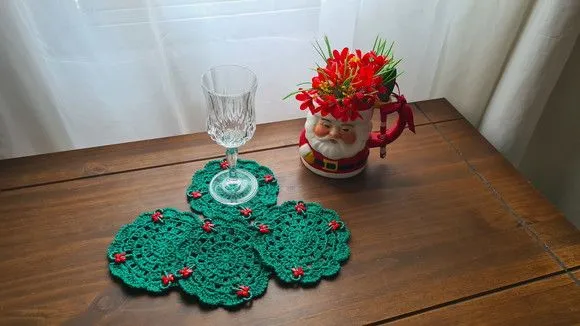 Descanso de Copos ou Taças em Crochê Natal Verde - foto 5