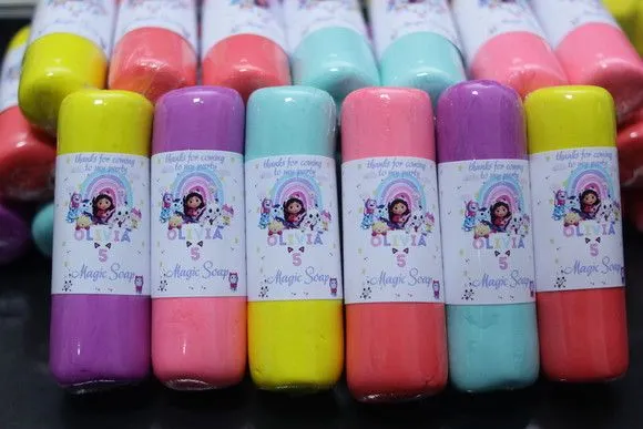 Lembrancinha Infantil a Casa da Gabby Sabonete Mágico - artesanato feito à mão por Juliana Biz - casa e bem estar