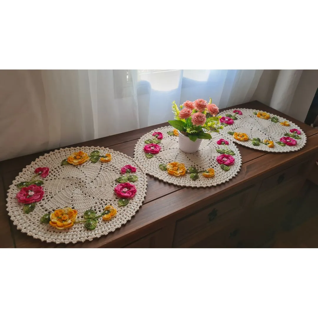 Caminho de Mesa em Crochê “Jardim das Flores” - foto 3