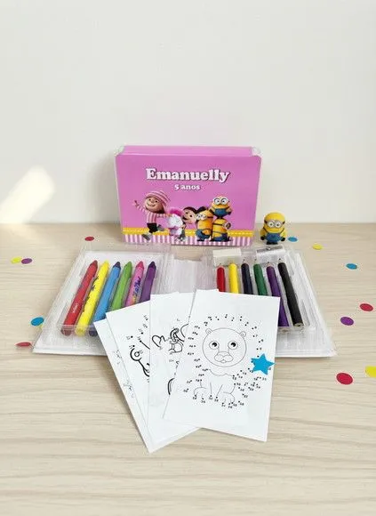 Estojinho de Pintura - Minions Personalizado - artesanato feito à mão por Mi Papelaria Criativa