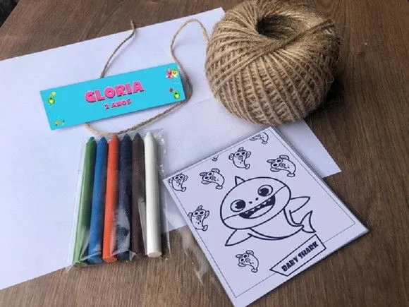 Kit Giz de cera Baby Shark Personalizado - artesanato feito à mão por Mi Papelaria Criativa