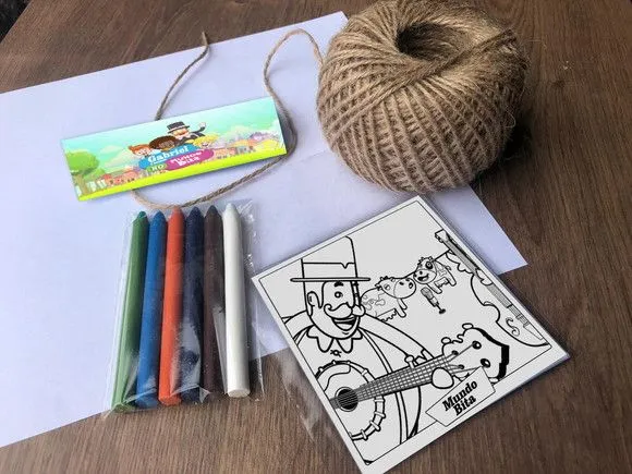 Kit Giz de cera Mundo Bita Personalizado - feito à mão por Mi Papelaria Criativa