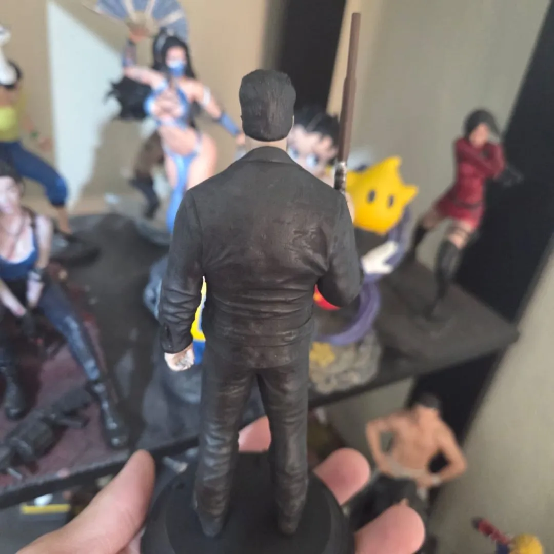 Exterminador do Futuro T-800 - Action Figure Arnold Schwarzenegger - foto 3