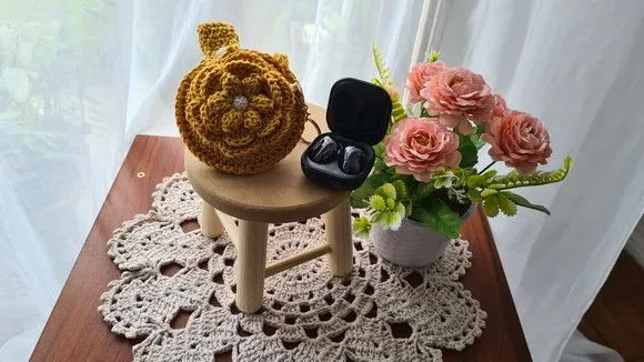 Case em Crochê para Fone de Ouvidos Mostarda - foto 2