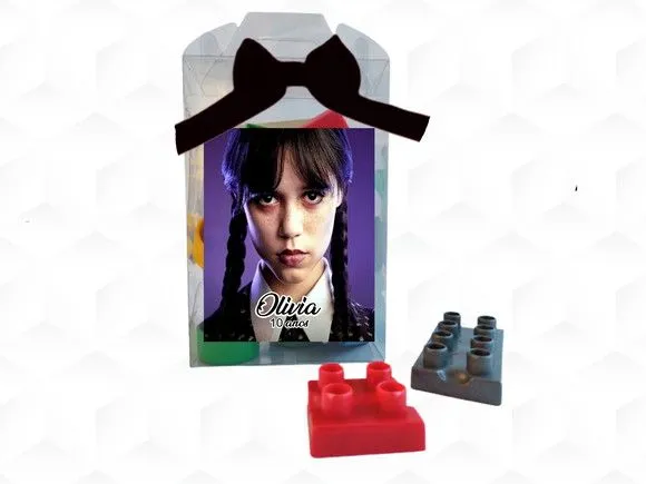 Bloco de Montar Wandinha Personalizada - artesanato feito à mão por creativitybynina