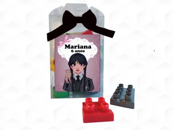 Bloco de Montar Wandinha Personalizada - artesanato feito à mão por creativitybynina