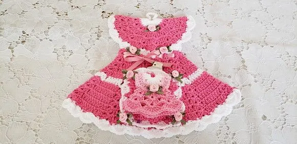 Porta Isqueiro em Crochê Vestido Rosa Pytaya 20 cm x 15 cm