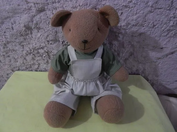 Urso - feito à mão por Ateliê cantinho do bebê