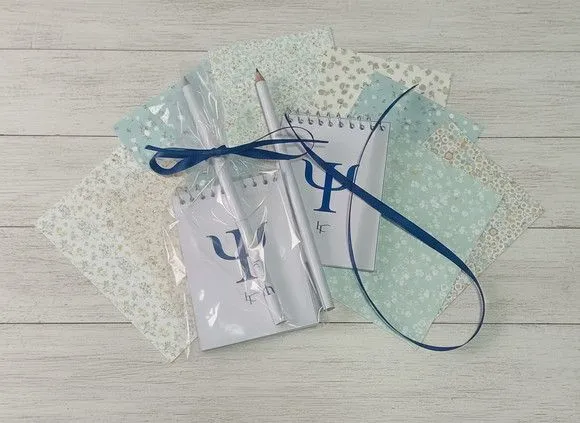 Bloquinho - Logo Personalizado - artesanato feito à mão por Mi Papelaria Criativa