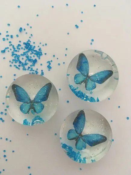 Balinhas Borboleta Azul - feito à mão por Lollipops Cristal