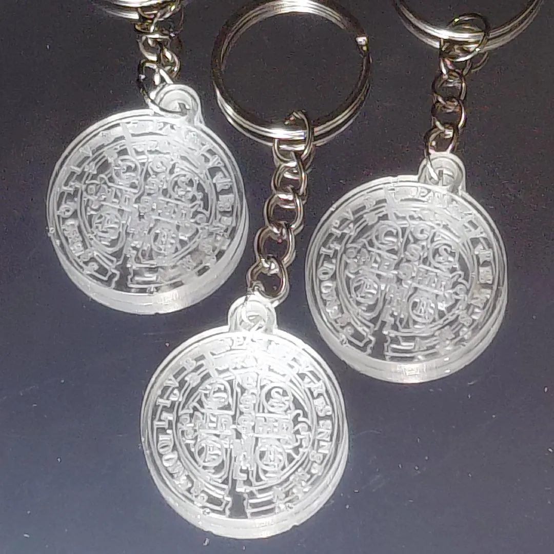 Medalha de Sao Bento em chaveiros.