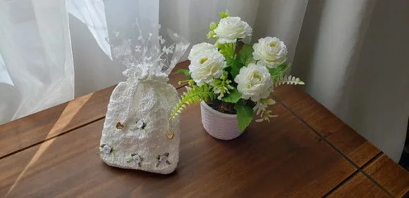 Embalagem para Presente ou Lembrancinha em Crochê Branco - foto 2