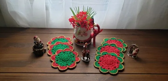 Descanso de Taças em Crochê Natal 06 Unidades - foto 2